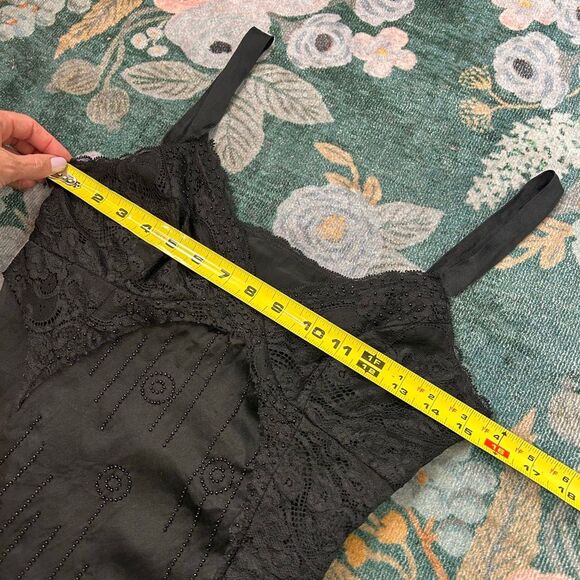 Vintage Anne Klein Top Blouse XS Black Silk y2k 90s Lace Trim Cami Asymmetrical - Picture 8 of 12